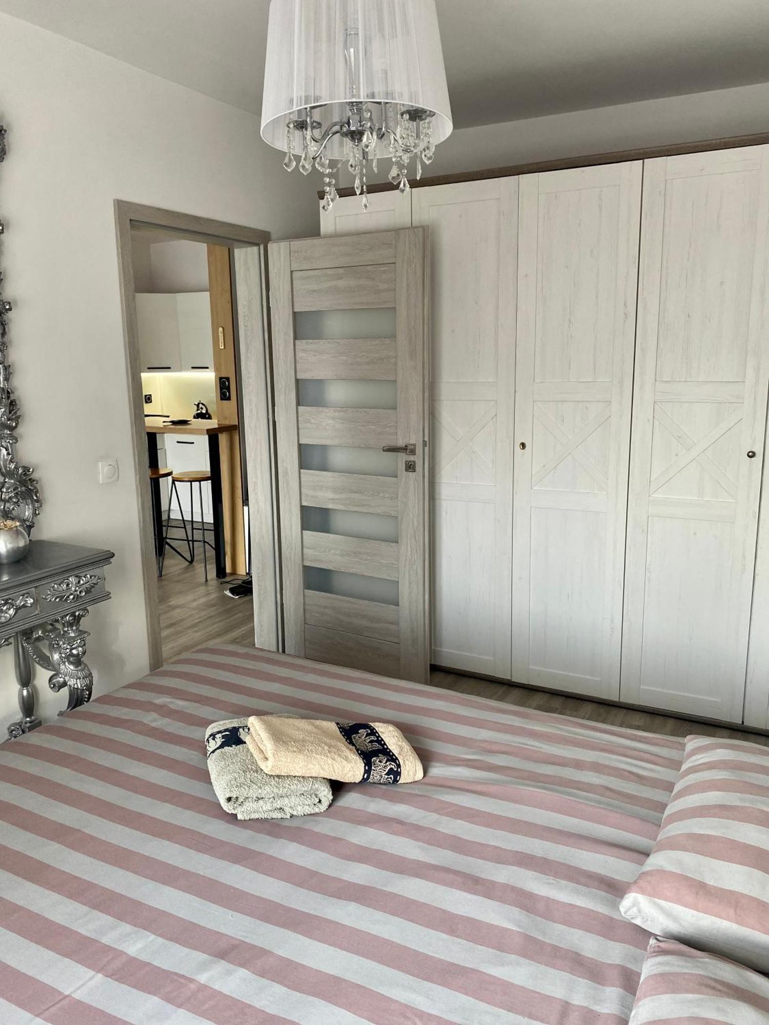 Apartament Na Skrzypka Cieszyn  Bagian luar foto